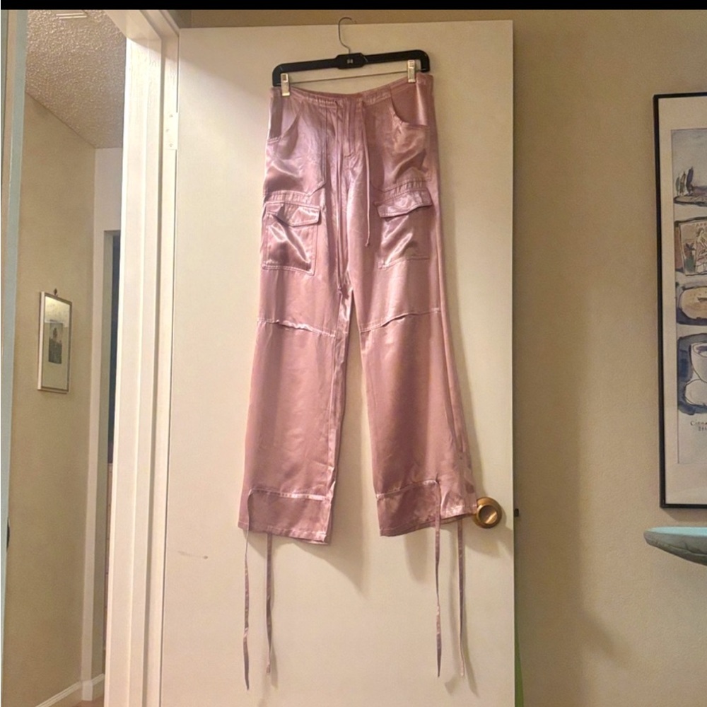 Y2K Bisou Bisou Pink Satin Cargo Pants Metallic Shiny Low Rise Size 2 USA